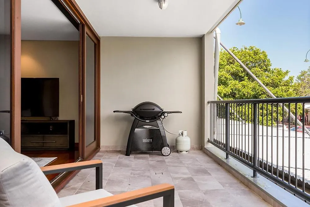 Byron Bay Accom Unit 5 21-25 Fletcher Street - A Seventh Summer Byron Bay