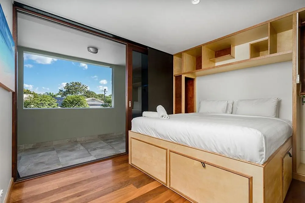 Byron Bay Accom Unit 5 21-25 Fletcher Street - A Seventh Summer Byron Bay